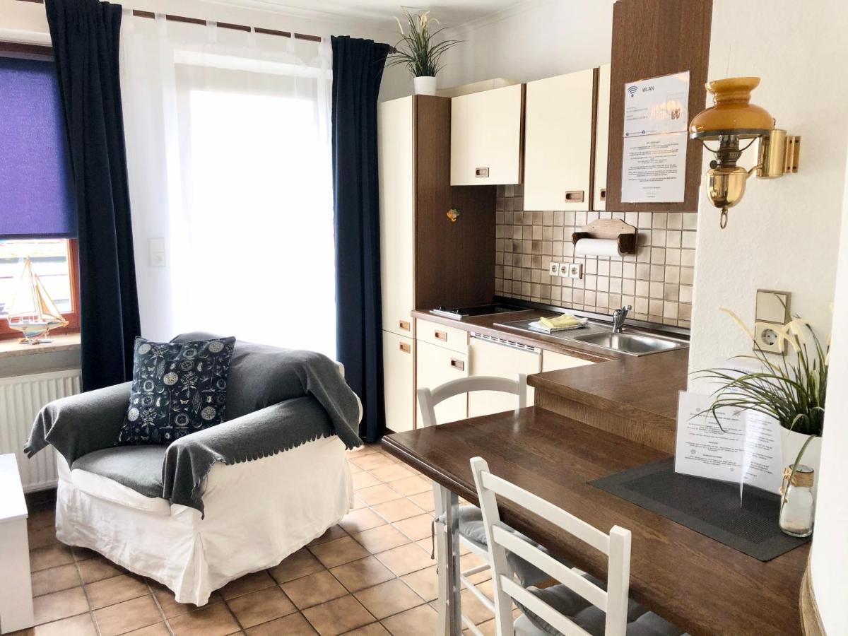 Apartments Zur Schoenen Aussicht Бюзум Экстерьер фото